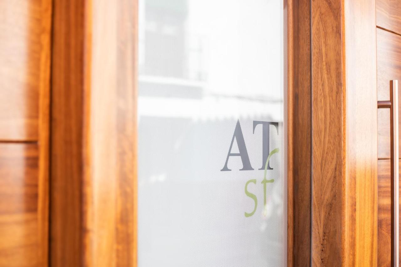 Apartamentos San Francisco - Centrico موتا ديل كويرفو المظهر الخارجي الصورة
